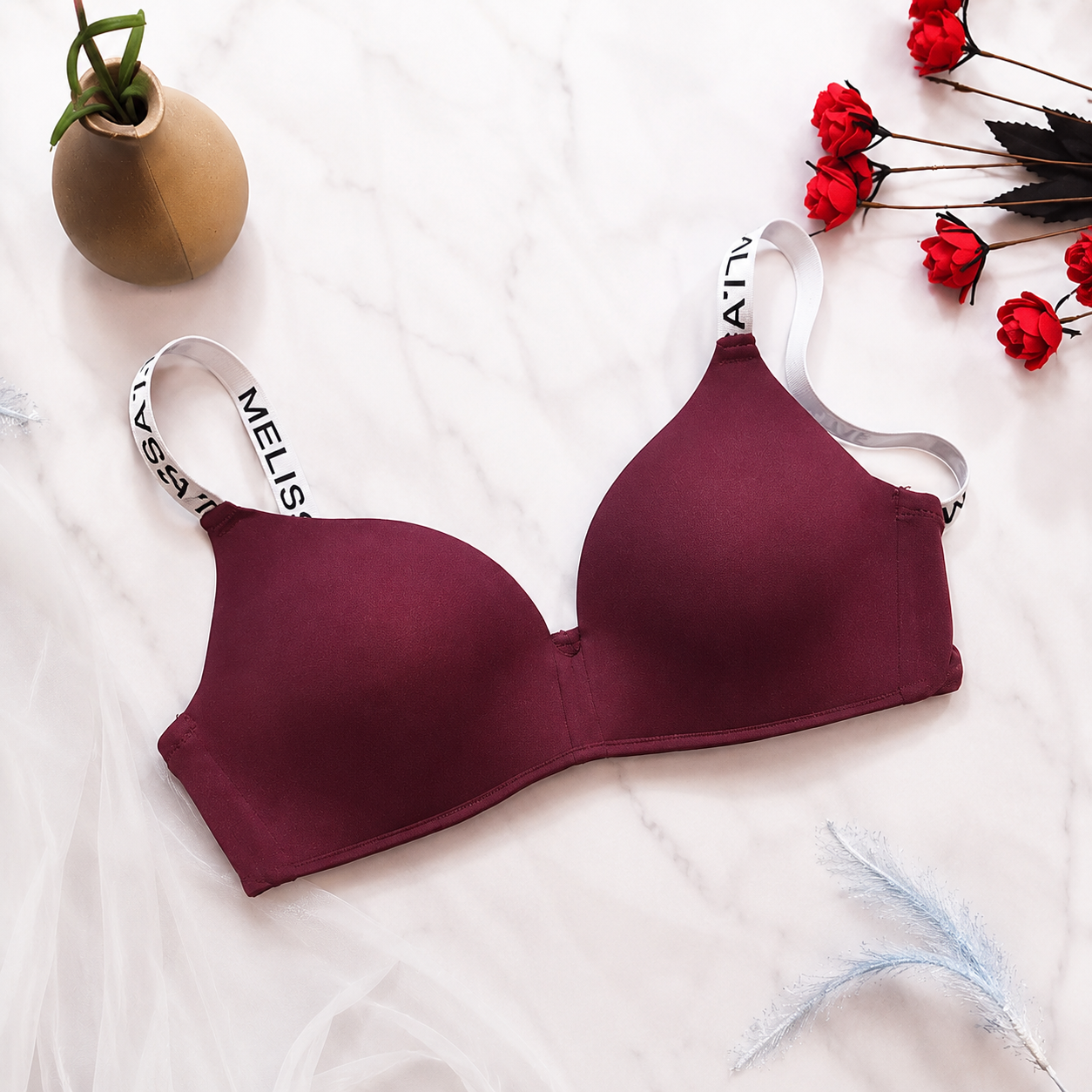Different Strips Smooth Single Padded Bra