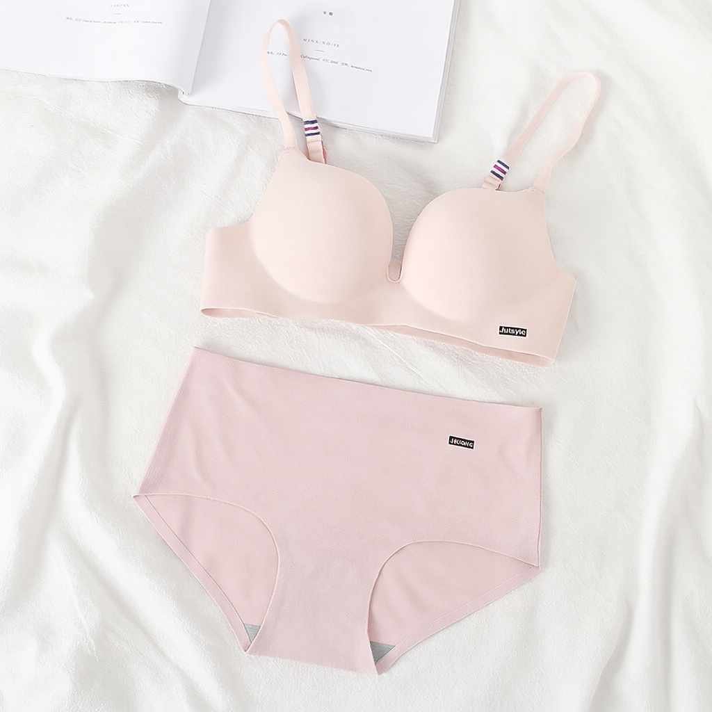 Seamless Medium Padded Bra With Matching Underwear