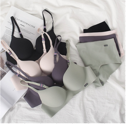 Seamless Medium Padded Bra With Matching Underwear