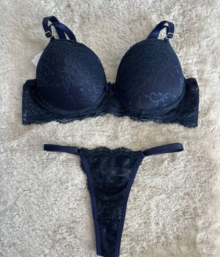 Pack of 3 Embriodary Double Strip Half Cup Push-up Underwire Bra