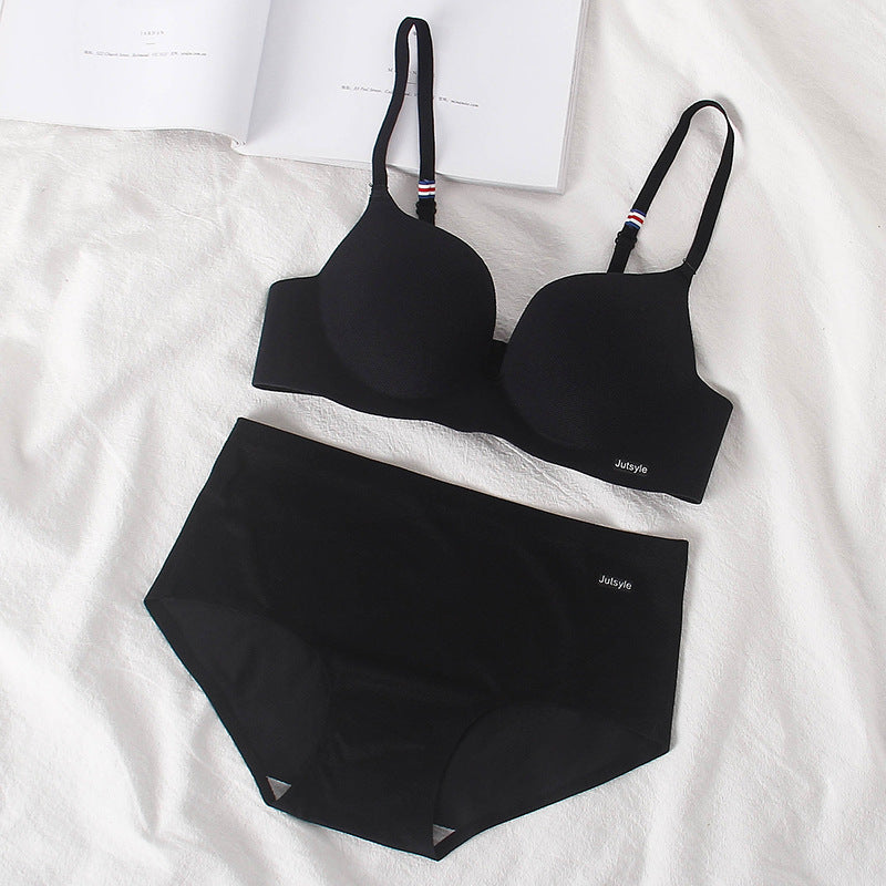 Seamless Medium Padded Bra With Matching Underwear